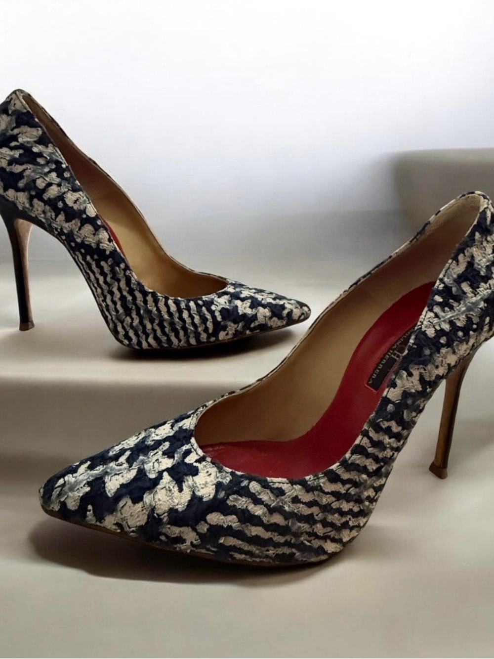 Carolina Herrera Elegant Women's Shoes — Blue and White, Size 37